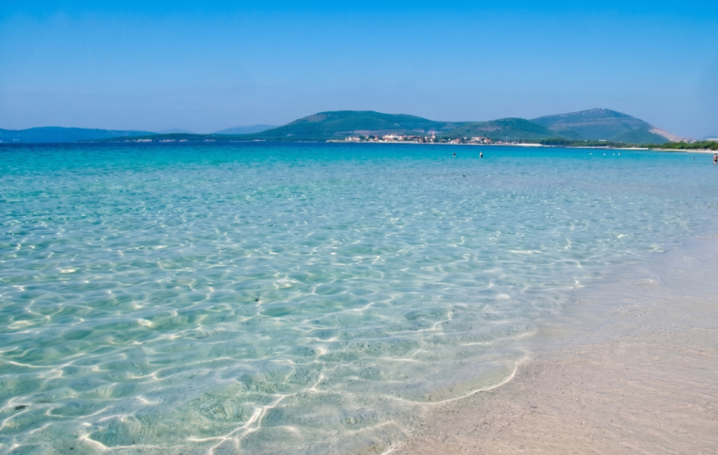 spiaggia di maria pia alghero guida alle 5 spiagge più belle di alghero